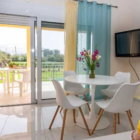 בית נופש Casa Bonita Zante - 4person 2km From The לגאנאס